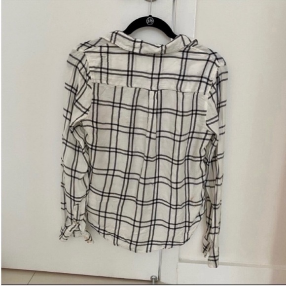 Forever 21 White Plaid Button Up Shirt Small - Picture 5 of 5